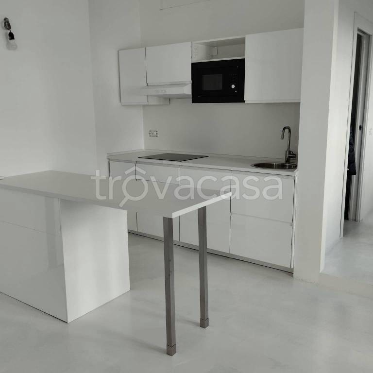 appartamento in vendita a San Giuliano Milanese in zona Borgolombardo