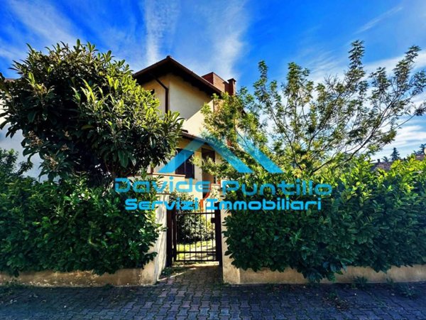 casa indipendente in vendita a San Giuliano Milanese in zona Civesio