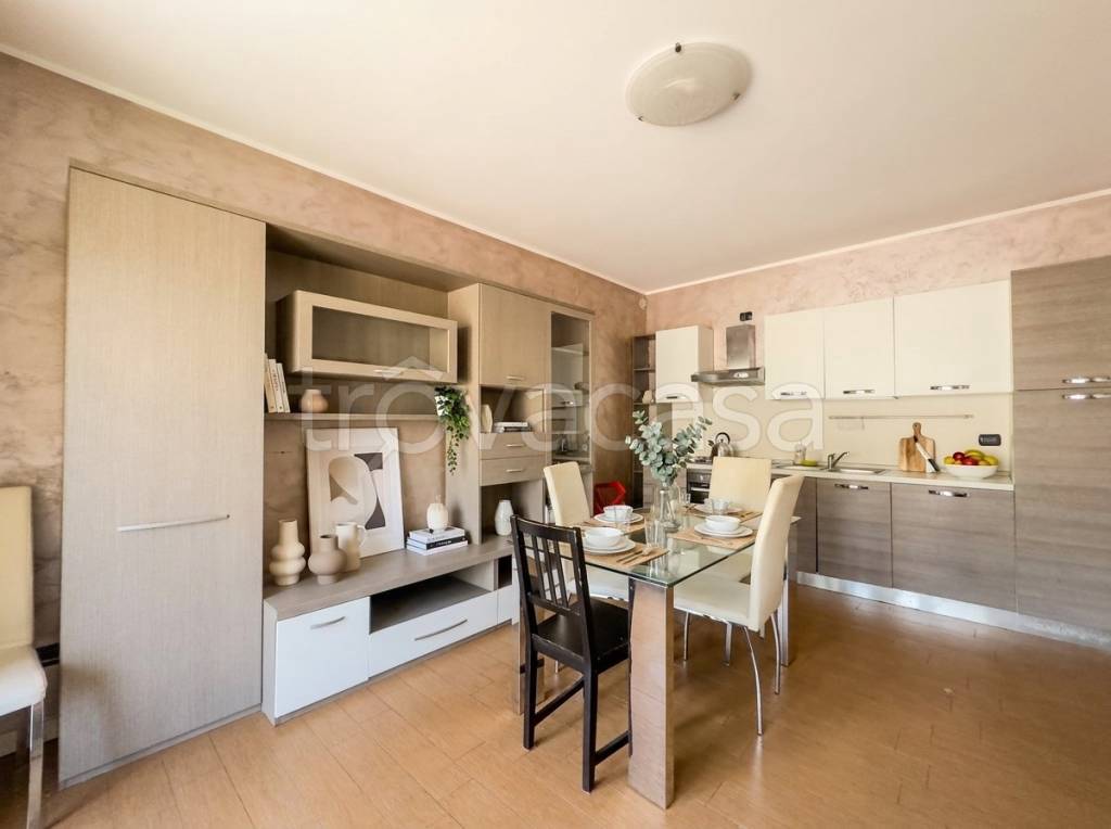 appartamento in vendita a San Giuliano Milanese in zona Borgolombardo