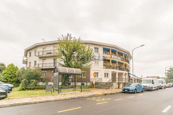 appartamento in vendita a San Giuliano Milanese in zona Sesto Ulteriano
