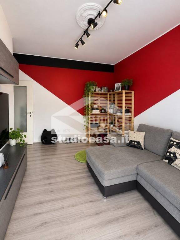 appartamento in vendita a San Giuliano Milanese in zona Borgolombardo