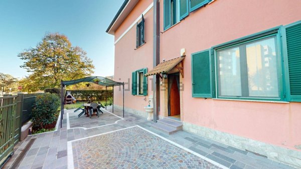 casa indipendente in vendita a San Giuliano Milanese in zona Borgolombardo