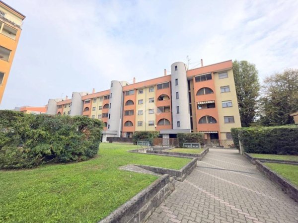 appartamento in vendita a San Giuliano Milanese in zona Zivido
