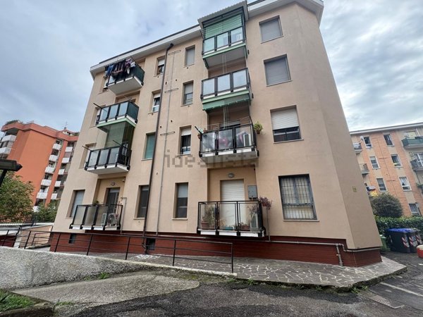 appartamento in vendita a San Giuliano Milanese in zona Borgolombardo