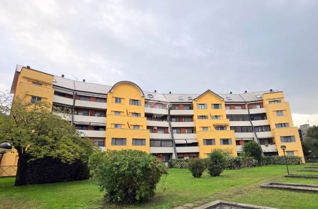 appartamento in vendita a San Giuliano Milanese in zona Zivido