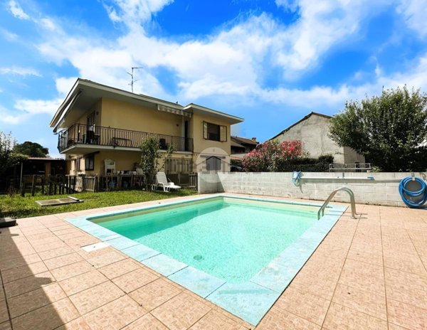 appartamento in vendita a Santo Stefano Ticino