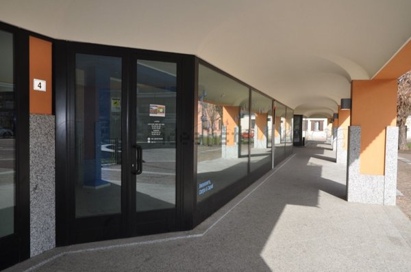 negozio in vendita a Santo Stefano Ticino
