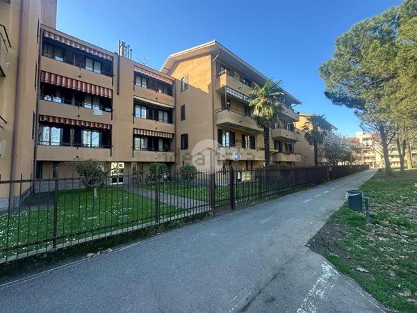 appartamento in vendita a Santo Stefano Ticino