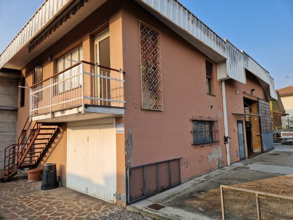 appartamento in vendita a Santo Stefano Ticino