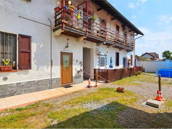 appartamento in vendita a Santo Stefano Ticino