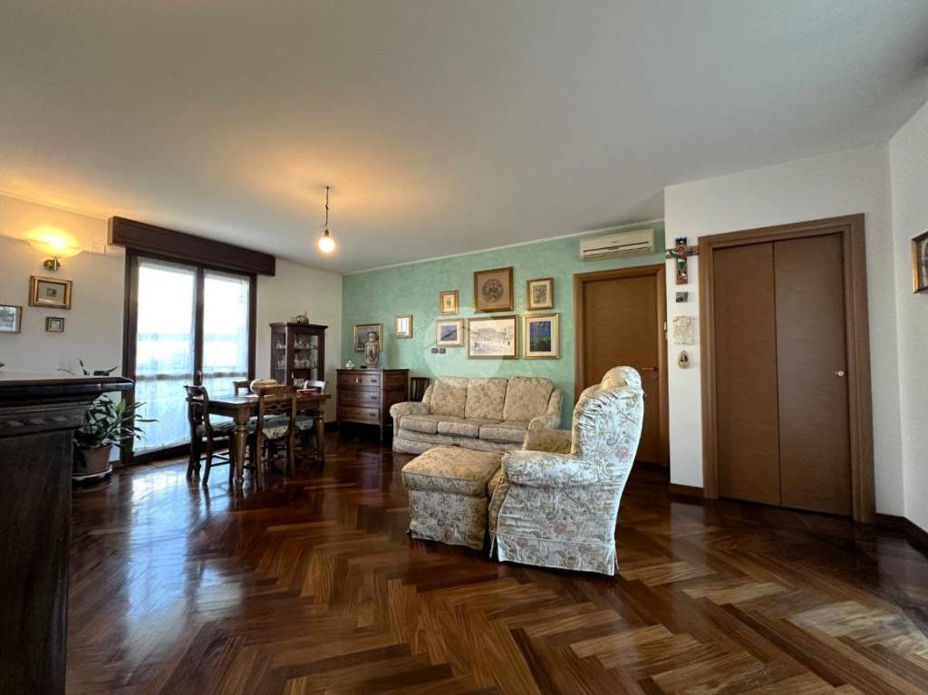 appartamento in vendita a Santo Stefano Ticino