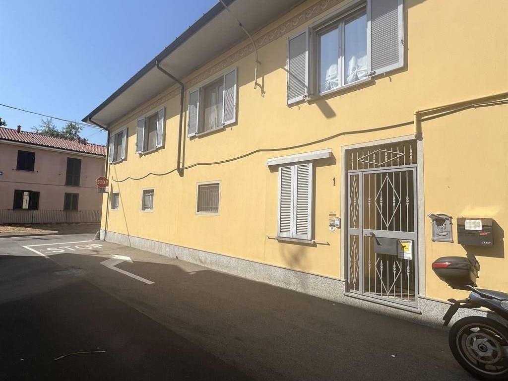 casa semindipendente in vendita a Santo Stefano Ticino