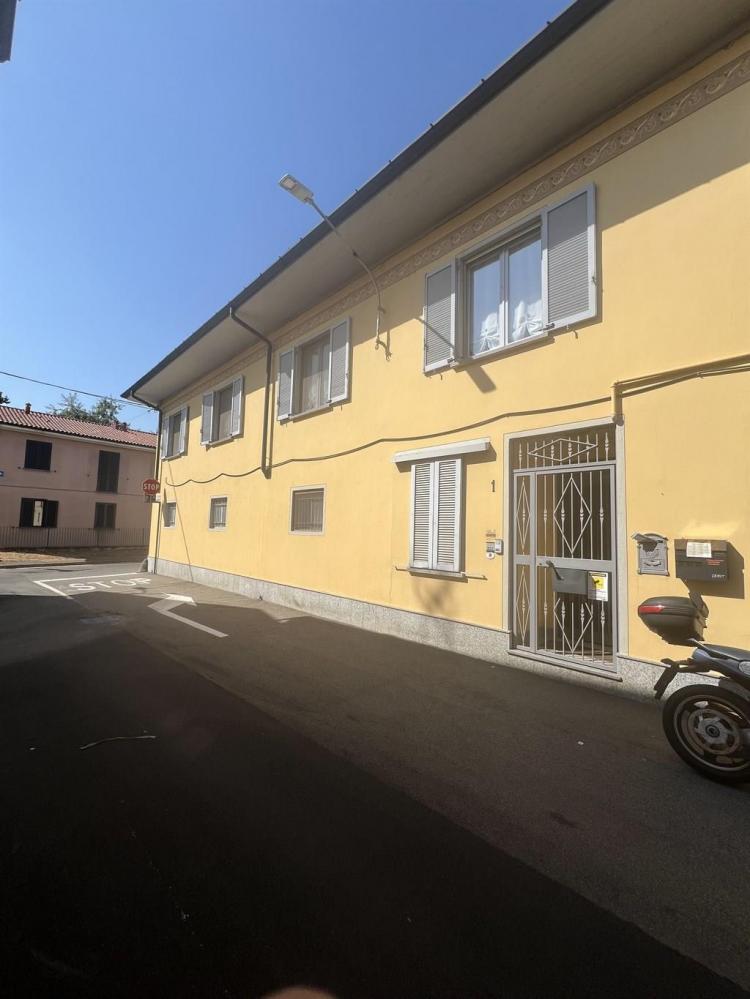 casa indipendente in vendita a Santo Stefano Ticino