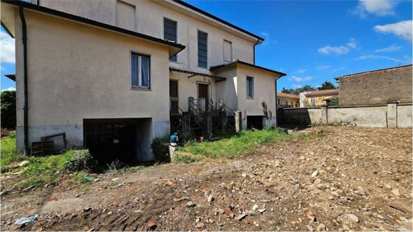 casa indipendente in vendita a Santo Stefano Ticino