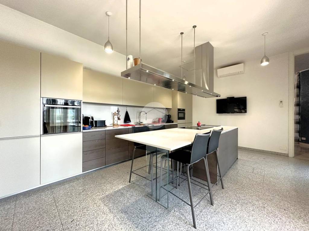 casa indipendente in vendita a Santo Stefano Ticino