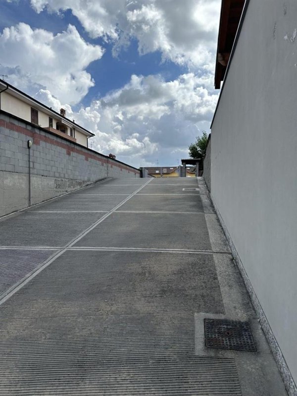 ufficio in vendita a Santo Stefano Ticino