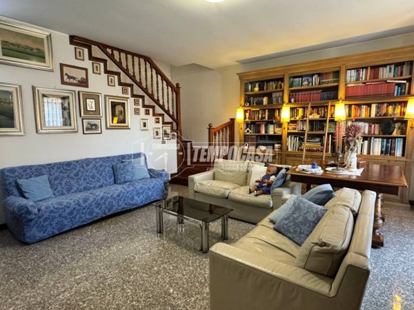 casa indipendente in vendita a Santo Stefano Ticino