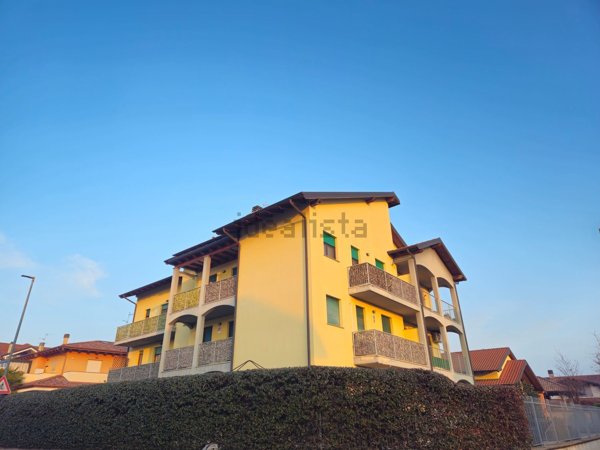 appartamento in vendita a Santo Stefano Ticino