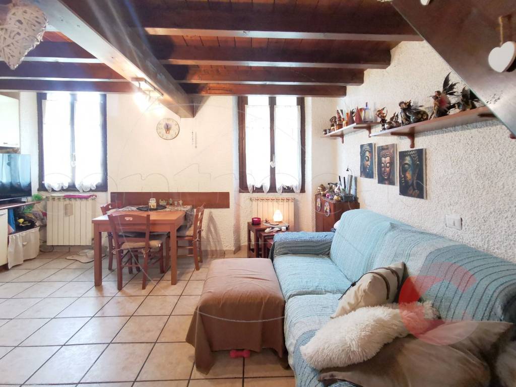 appartamento in vendita a Santo Stefano Ticino