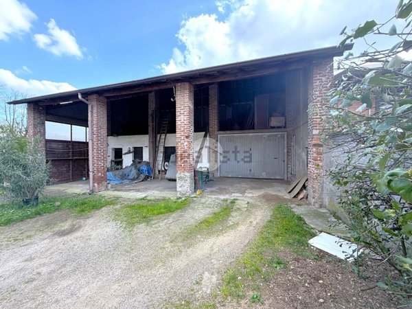 appartamento in vendita a Santo Stefano Ticino