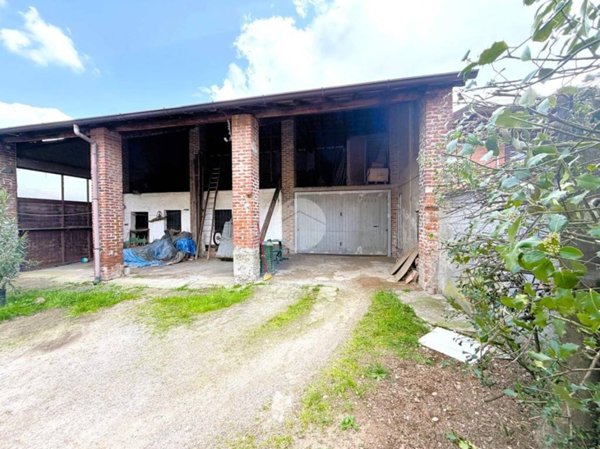 appartamento in vendita a Santo Stefano Ticino