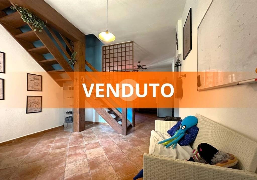 casa indipendente in vendita a Santo Stefano Ticino