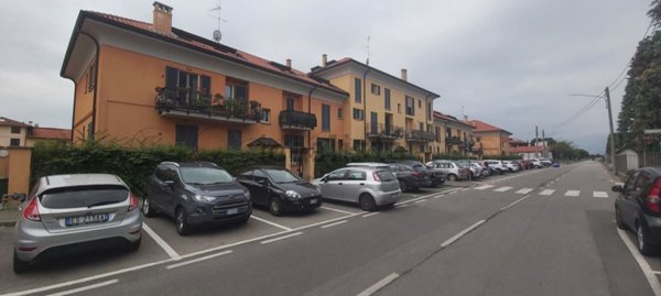 box auto in vendita a Santo Stefano Ticino