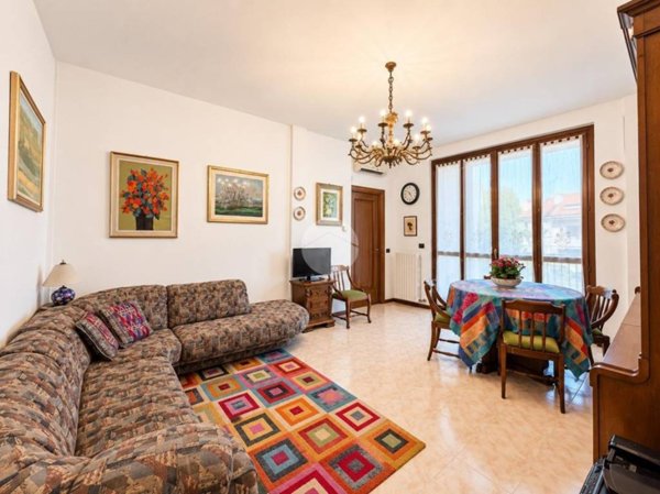 appartamento in vendita a Santo Stefano Ticino