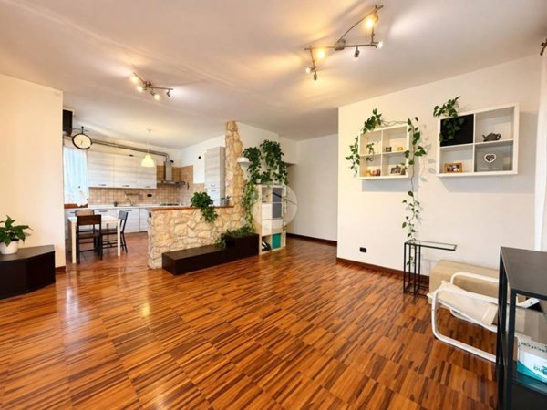 appartamento in vendita a Santo Stefano Ticino