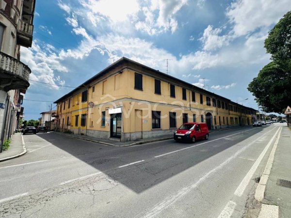 negozio in vendita a San Vittore Olona