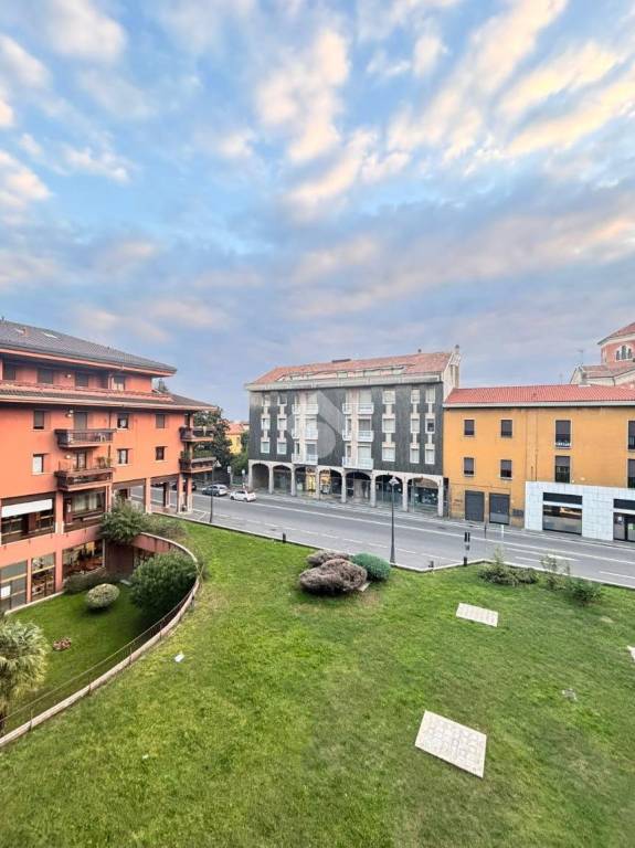 negozio in vendita a San Vittore Olona