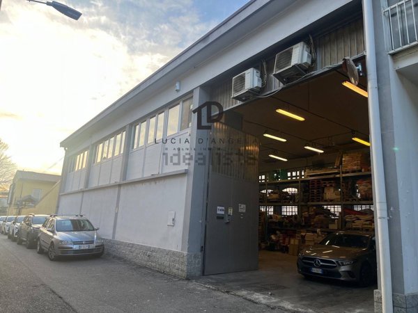 capannone in vendita a San Vittore Olona