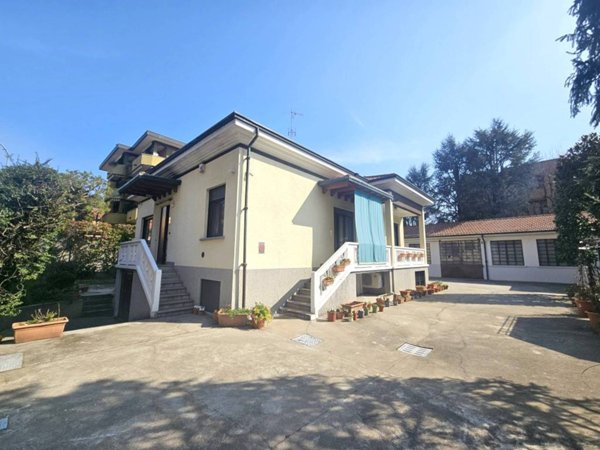 casa indipendente in vendita a San Vittore Olona