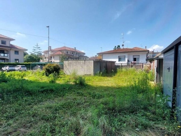 terreno edificabile in vendita a San Vittore Olona