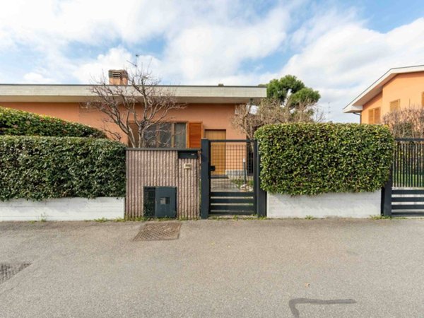 casa indipendente in vendita a San Vittore Olona