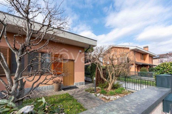 casa indipendente in vendita a San Vittore Olona