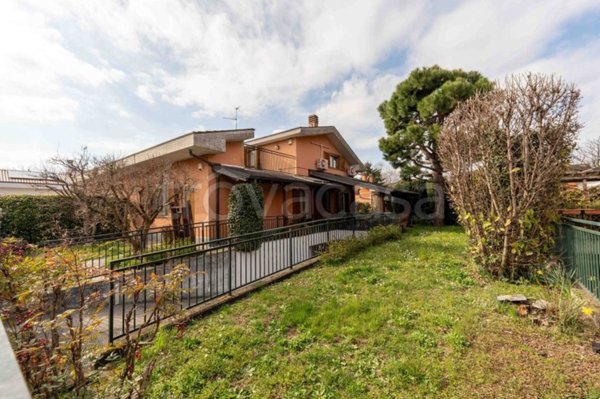 casa indipendente in vendita a San Vittore Olona