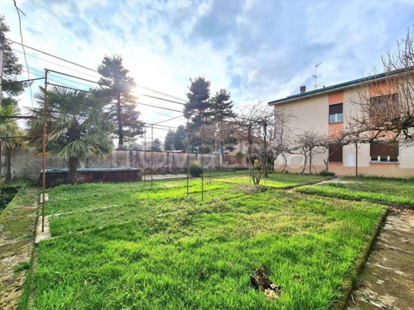casa indipendente in vendita a San Vittore Olona