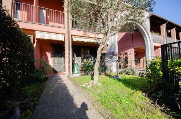 casa indipendente in vendita a San Vittore Olona