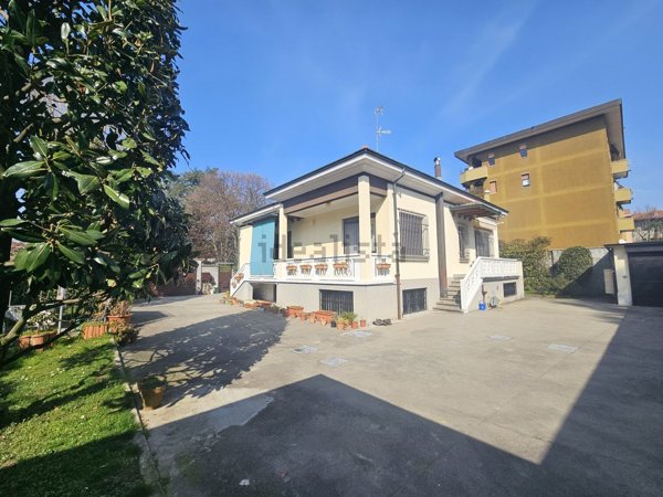 casa indipendente in vendita a San Vittore Olona