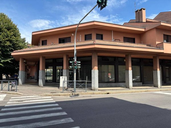 negozio in vendita a San Vittore Olona