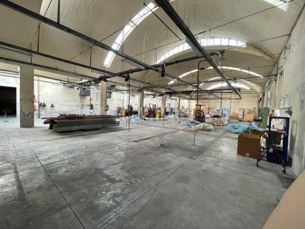 capannone in vendita a San Vittore Olona