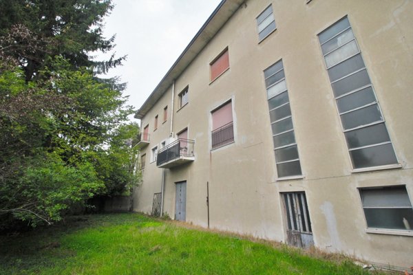 locale commerciale in vendita a San Vittore Olona