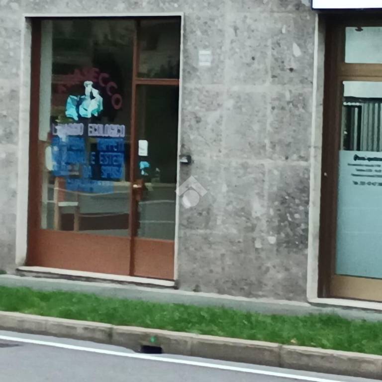 negozio in vendita a San Vittore Olona