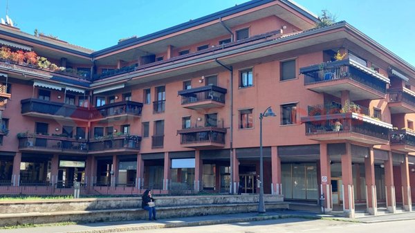 negozio in vendita a San Vittore Olona