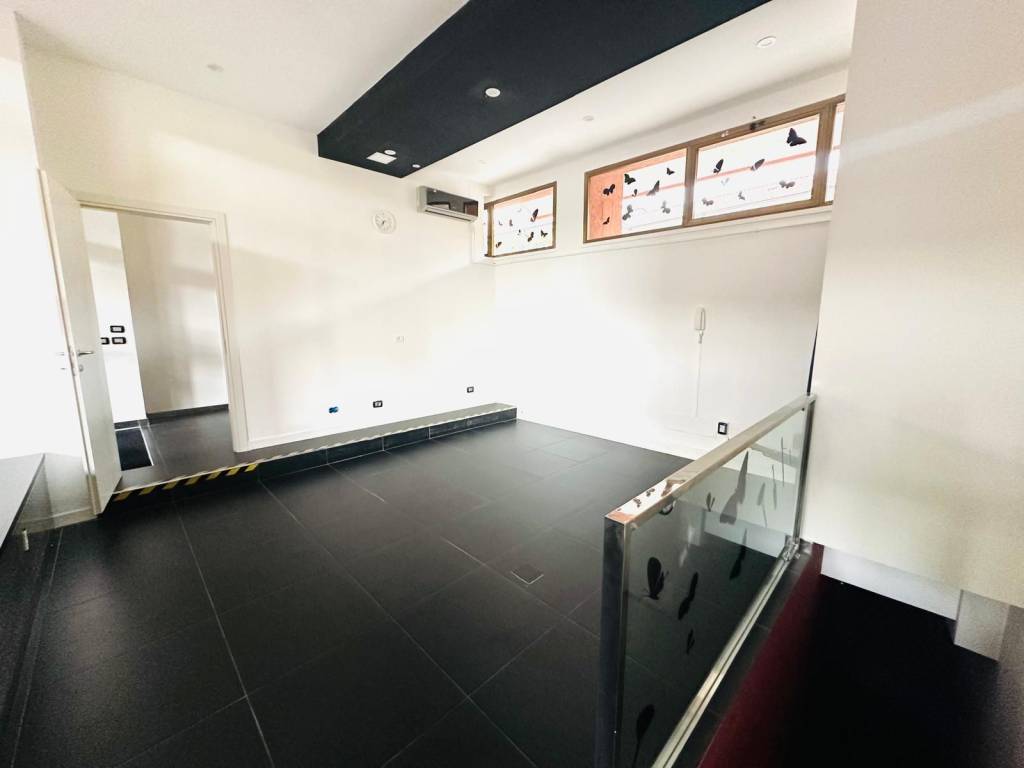 negozio in vendita a San Vittore Olona