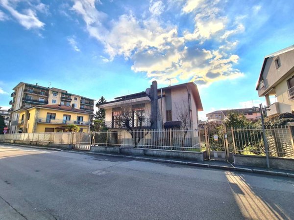 casa indipendente in vendita a San Vittore Olona
