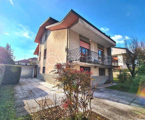 casa indipendente in vendita a San Vittore Olona