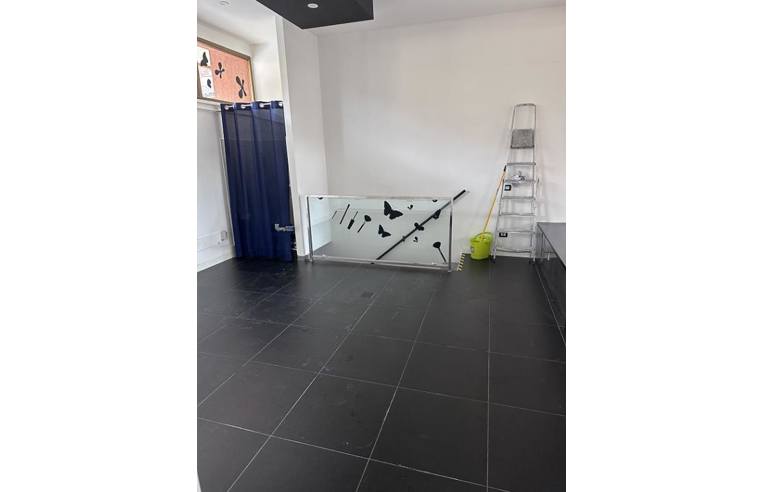 negozio in vendita a San Vittore Olona