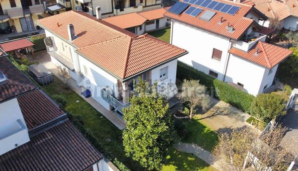 casa indipendente in vendita a San Vittore Olona